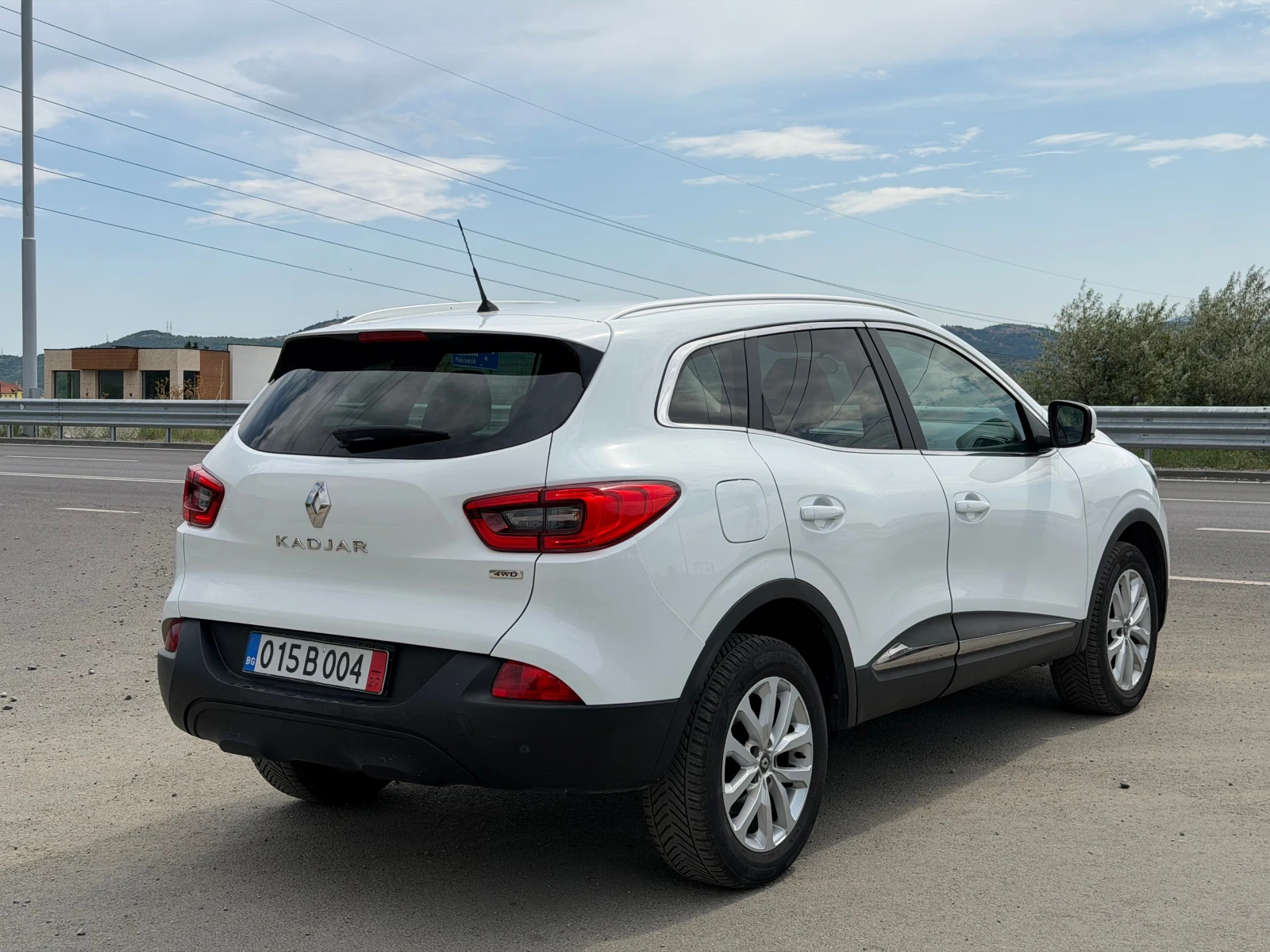 Renault Kadjar 1.6 DCi 4x4, снимка 5 - Автомобили и джипове - 55433255