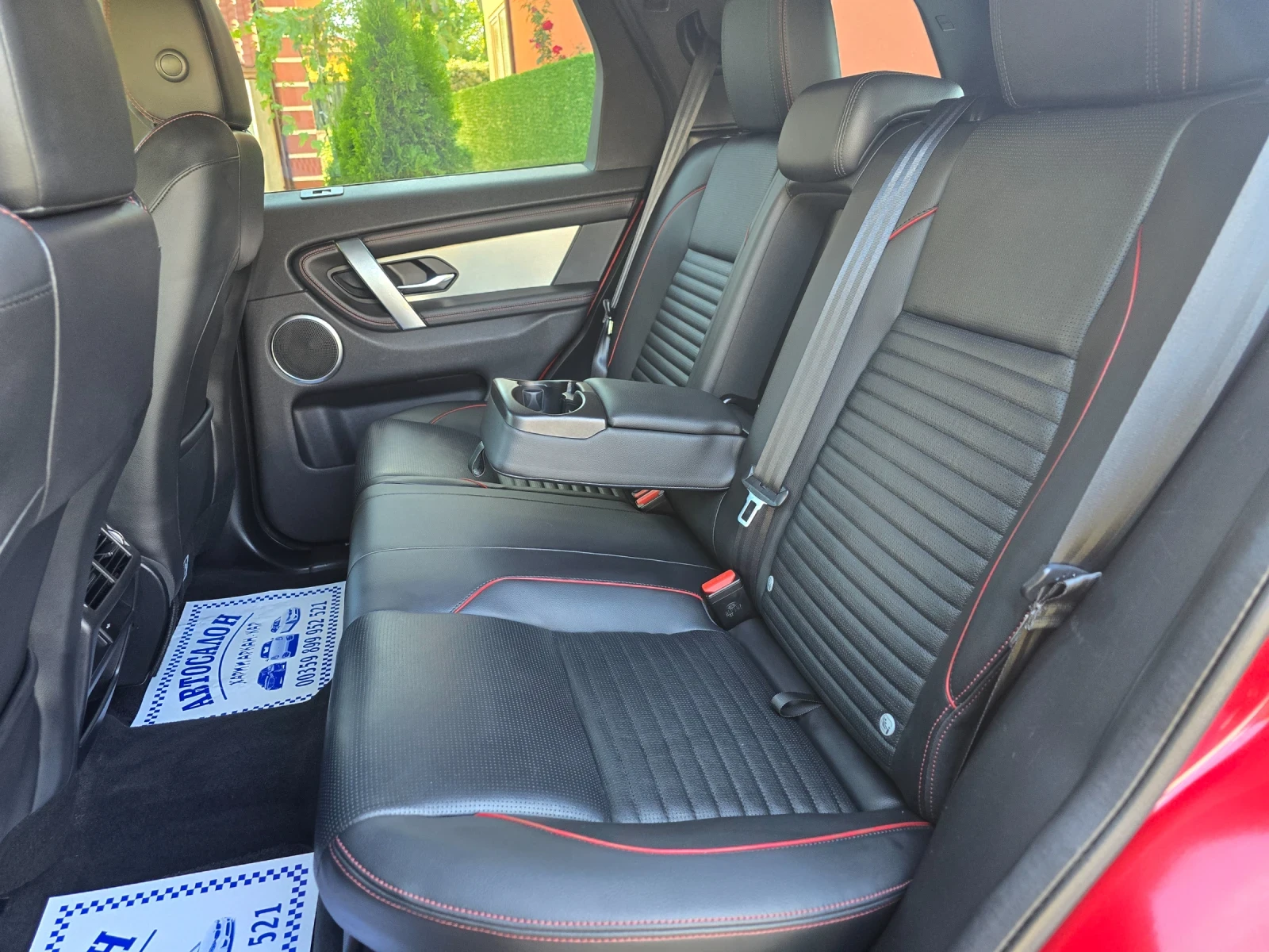 Land Rover Discovery Sport 2.0D-FACE-R-DINAMIC-4X4-9 СКОРОСТИ, снимка 13 - Автомобили и джипове - 56119144