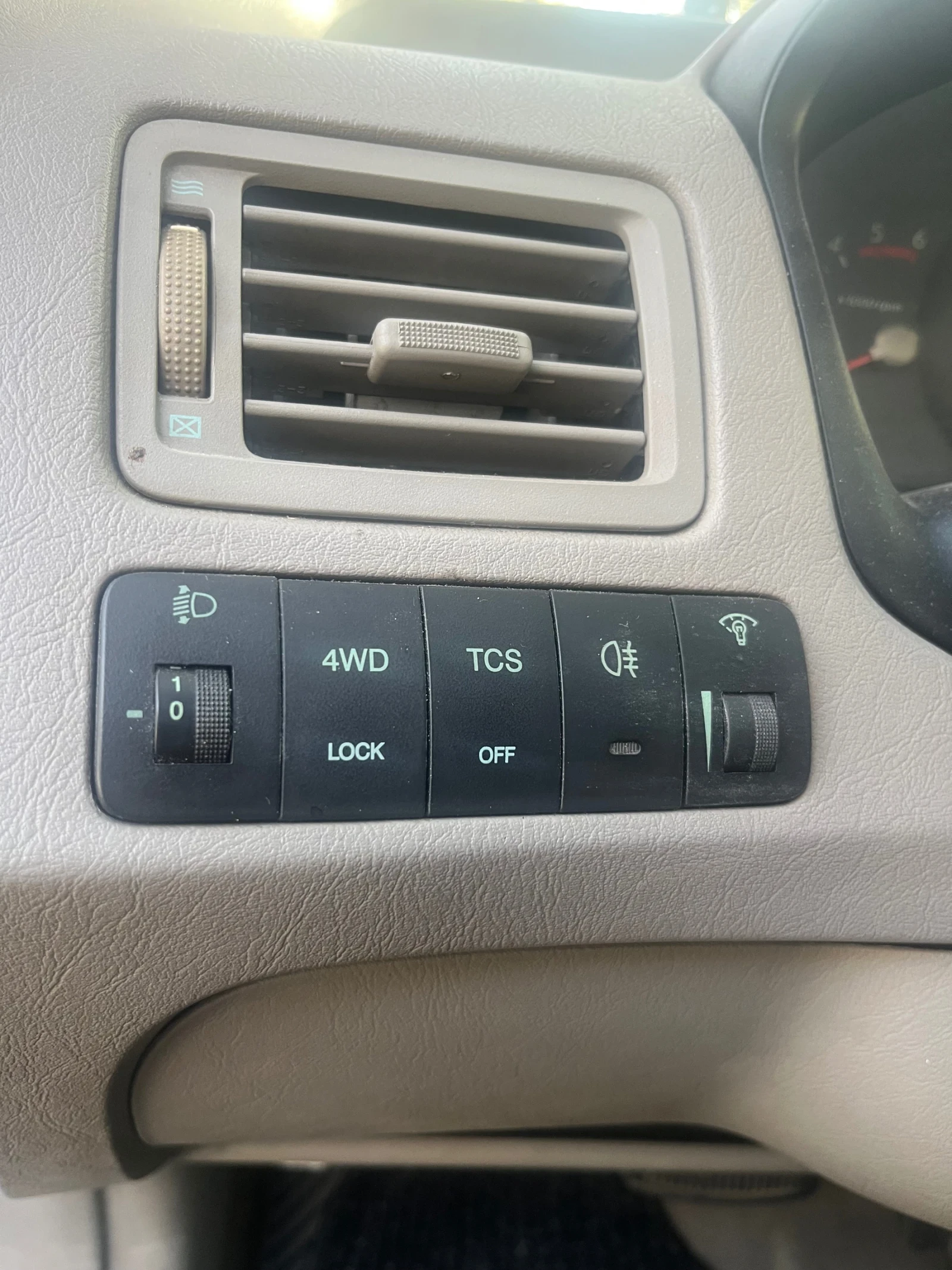 Hyundai Tucson, снимка 10 - Автомобили и джипове - 56632790