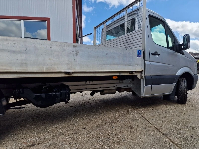 VW Crafter, снимка 13 - Бусове и автобуси - 46484950