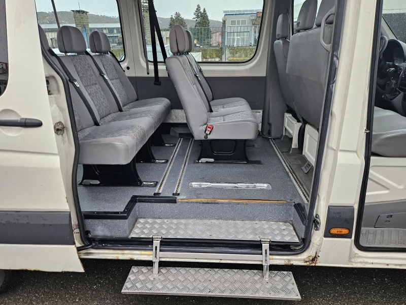 VW Crafter 2.5tdi 109ps klima 8+ 1, снимка 11 - Бусове и автобуси - 48647903