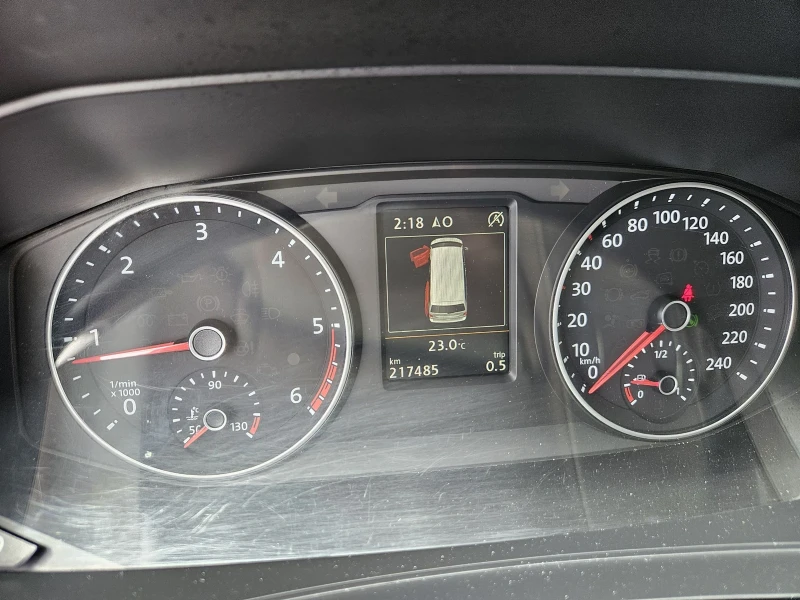 VW Multivan 2.0 * TDI* HIGHLINE* DSG* 4x4* LED , снимка 11 - Бусове и автобуси - 51935187