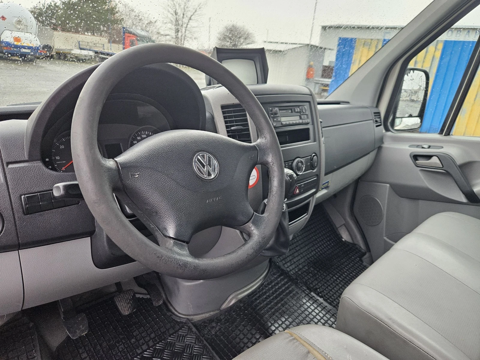 VW Crafter 2.5tdi 109ps klima 8+ 1 - изображение 7