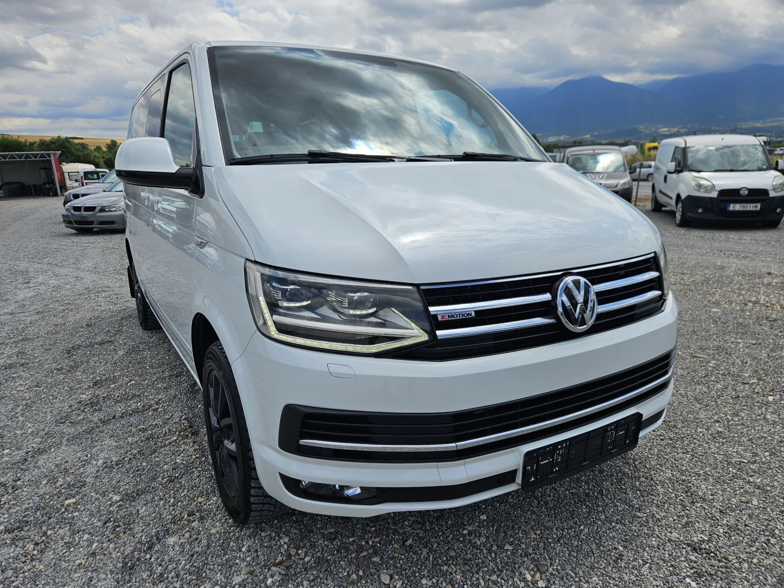 VW Multivan 2.0 * TDI* HIGHLINE* DSG* 4x4* LED  - изображение 3