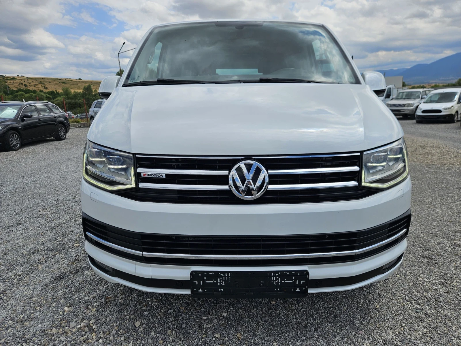 VW Multivan 2.0 * TDI* HIGHLINE* DSG* 4x4* LED  - изображение 2