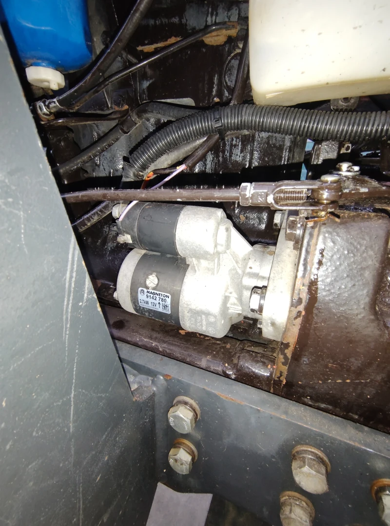 Трактор Беларус 1025.2, снимка 15 - Селскостопанска техника - 52755208