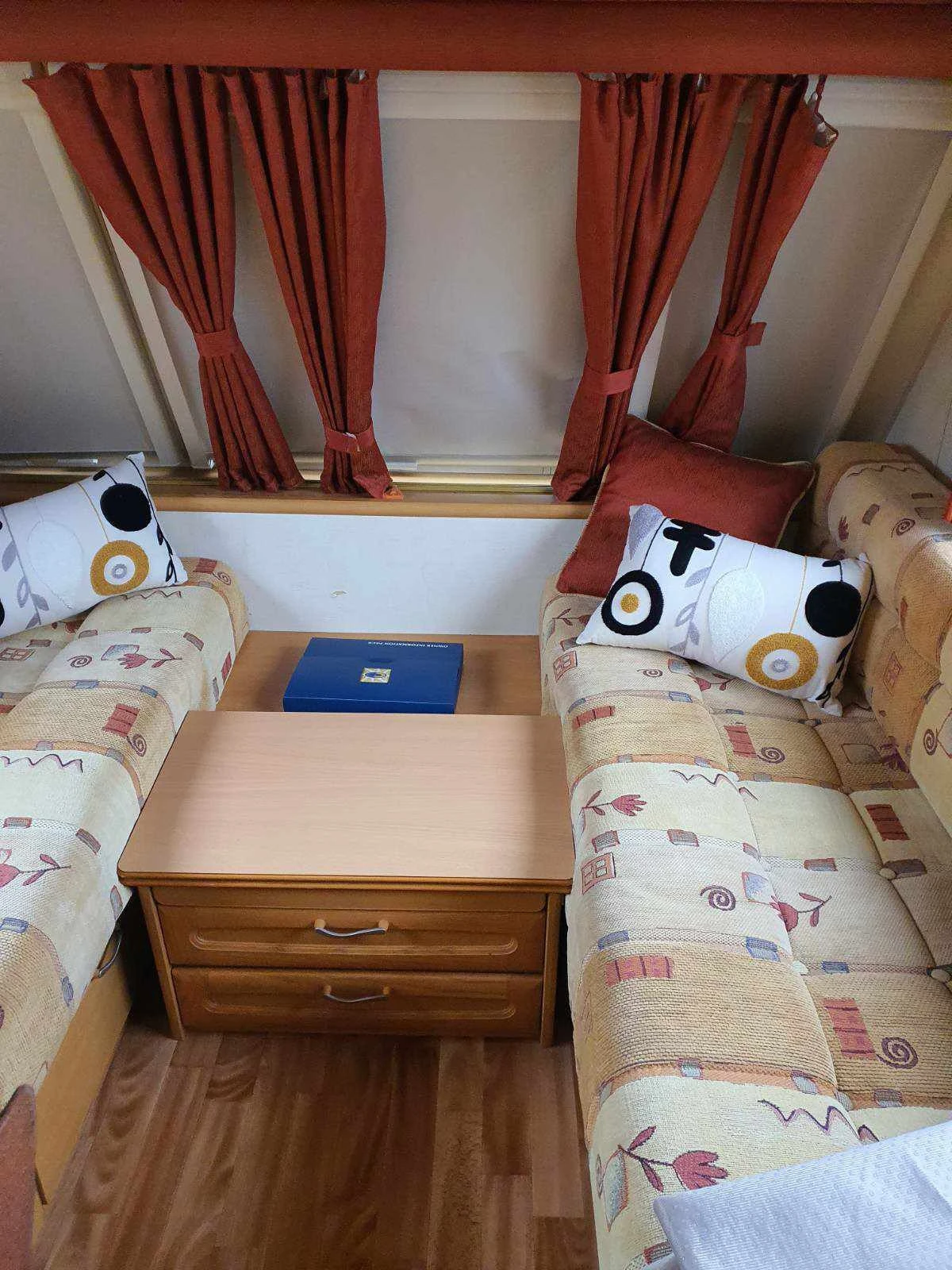  Compas Connoiseur 472 | Mobile.bg   12