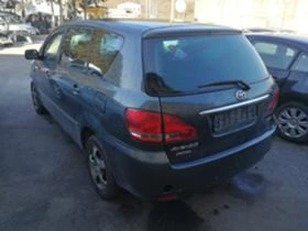 Toyota Avensis verso 2.0D4D, снимка 4