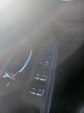 Kia Carens, снимка 10