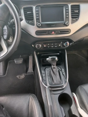 Kia Carens, снимка 14