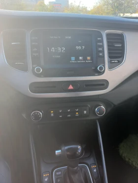Kia Carens, снимка 11