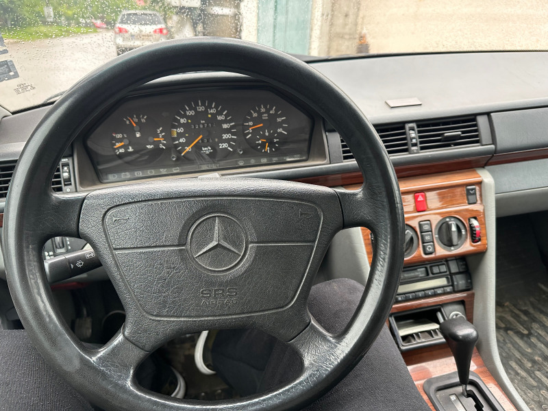 Mercedes-Benz 124 300D 136HP, снимка 7 - Автомобили и джипове - 45805255