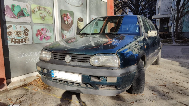 VW Golf, снимка 10 - Автомобили и джипове - 48400051