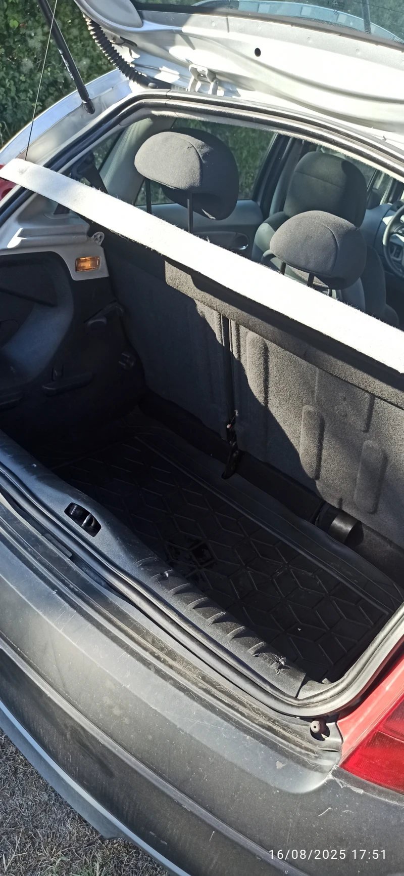 Citroen C3 1.4 HDI X-TR , снимка 6 - Автомобили и джипове - 52645334