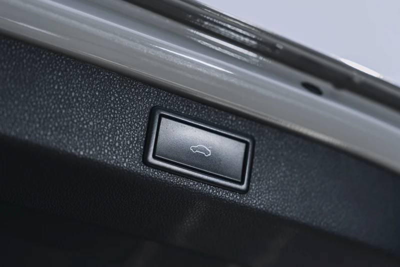 Skoda Superb Sportline, снимка 7 - Автомобили и джипове - 52638121