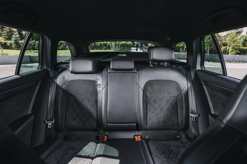 Skoda Superb Sportline, снимка 8 - Автомобили и джипове - 52638121