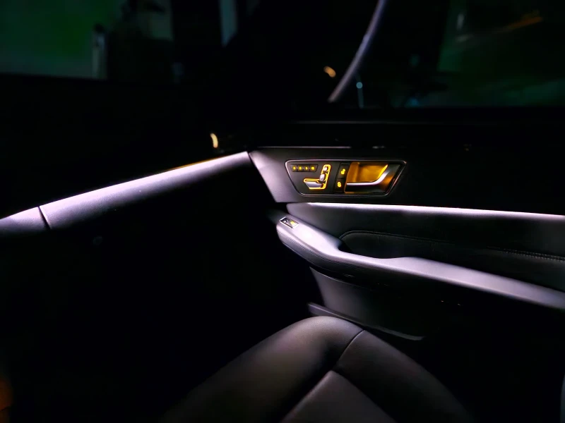Mercedes-Benz E 250 AMG FACELIFT 360* PANORAMA, снимка 13 - Автомобили и джипове - 51945924