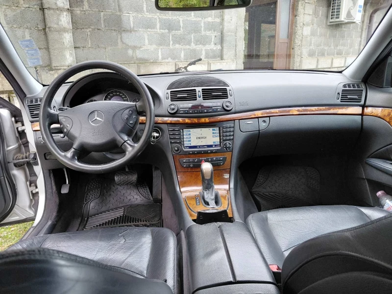 Mercedes-Benz E 500 4matic ГАЗ, снимка 5 - Автомобили и джипове - 52456240