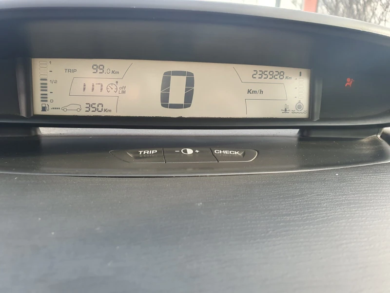 Citroen C4, снимка 6 - Автомобили и джипове - 52912455