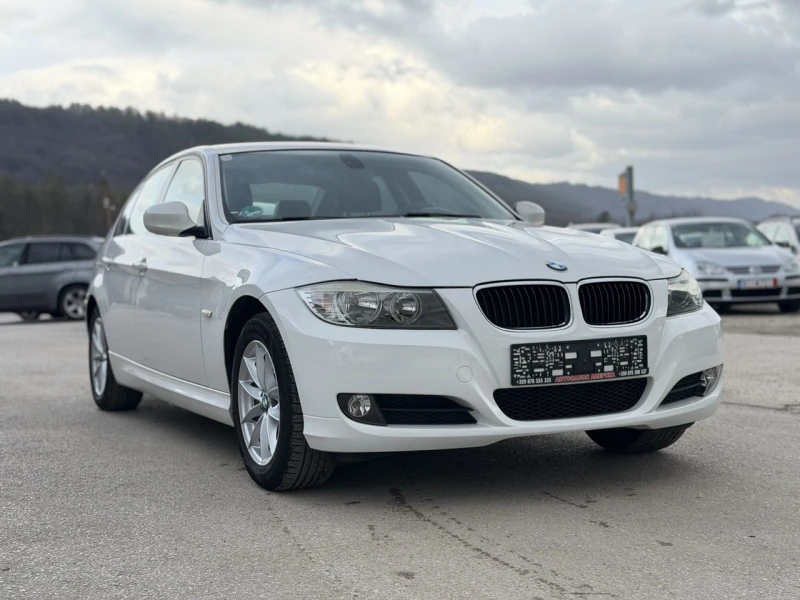 BMW 318 i E90 FACELIFT NAVI, снимка 3 - Автомобили и джипове - 53236920