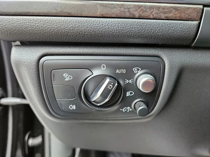 Audi A6 2.0 TDI Quattro, снимка 8 - Автомобили и джипове - 54561237