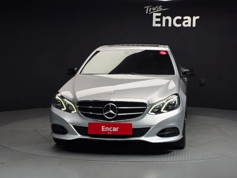 Mercedes-Benz E 220 E220 Bluetec Avantgarde Sport| 170к.с., снимка 3 - Автомобили и джипове - 56159920
