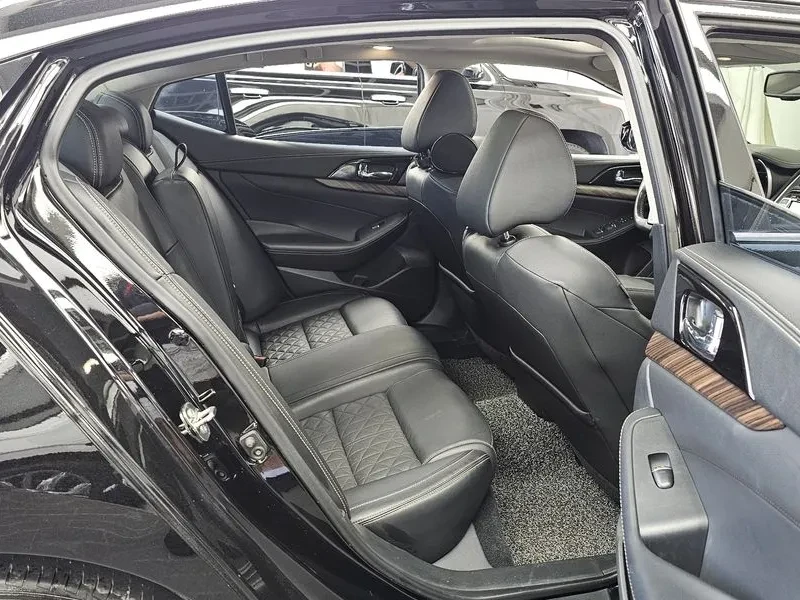 Nissan Maxima (A36) 3.5 Platinum | Mobile.bg � ����������� 12