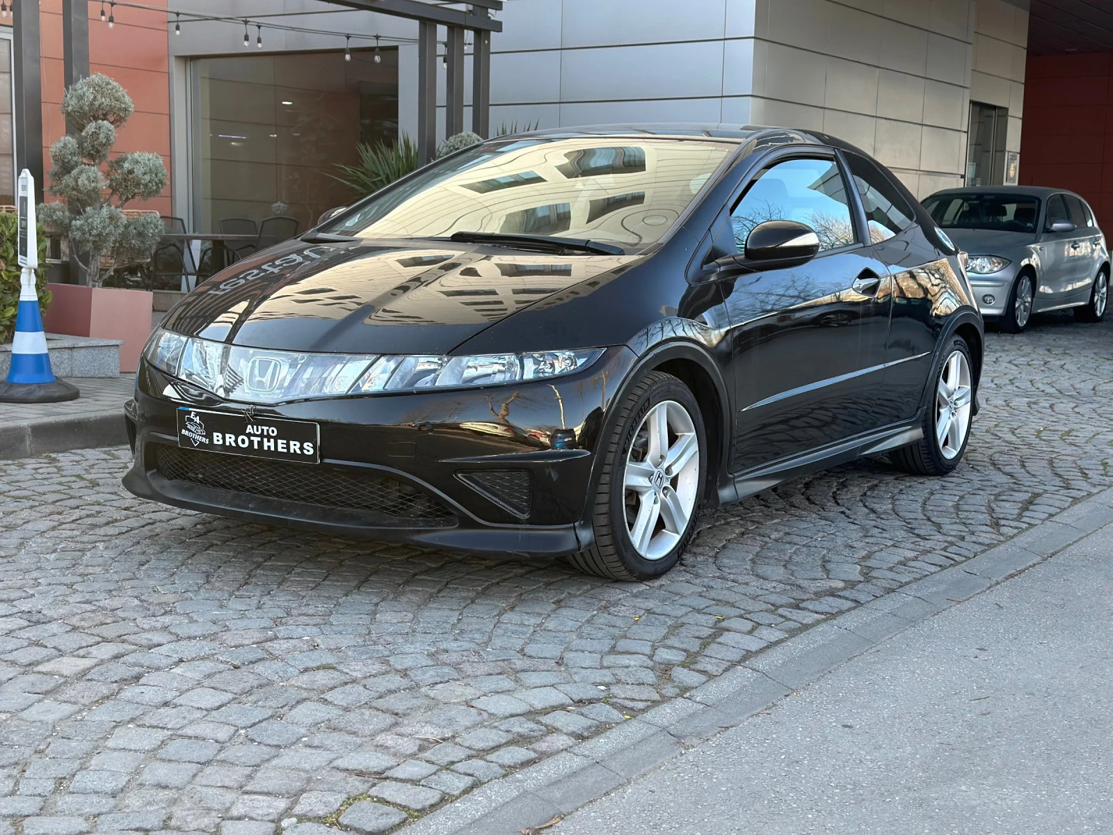 Honda Civic 1.8i VTEC  - изображение 2