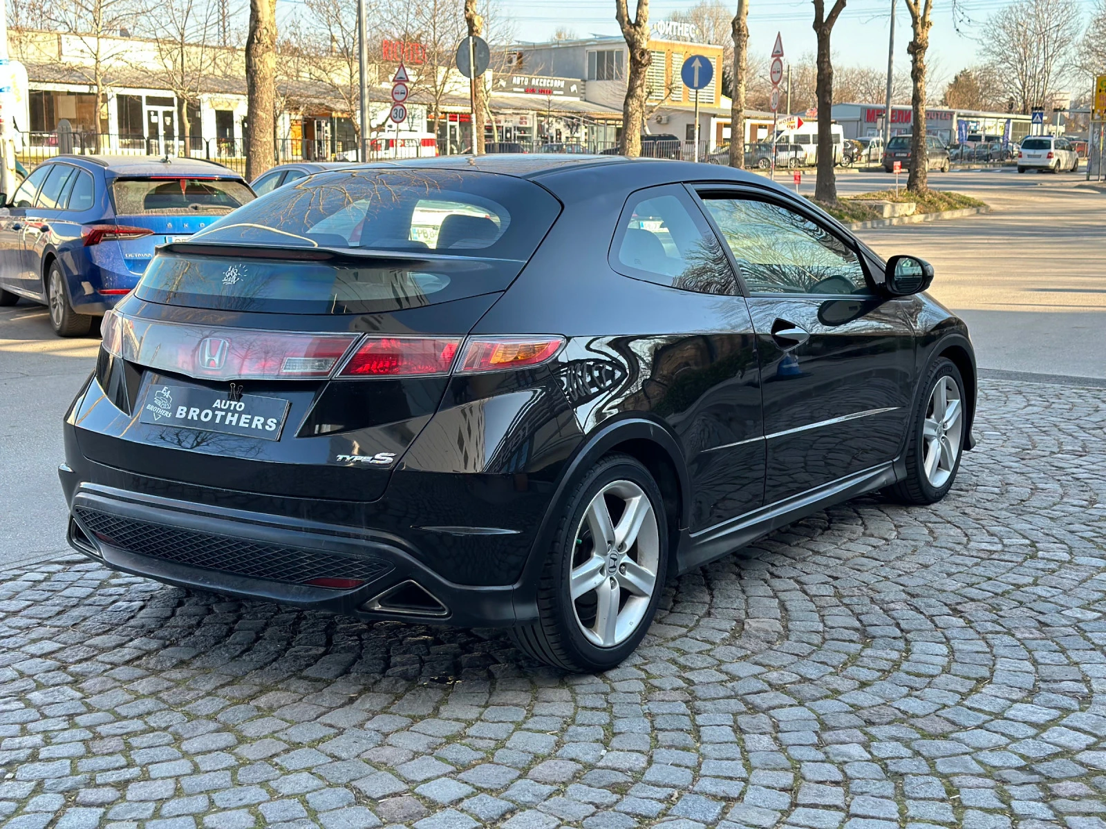 Honda Civic 1.8i VTEC  - изображение 8