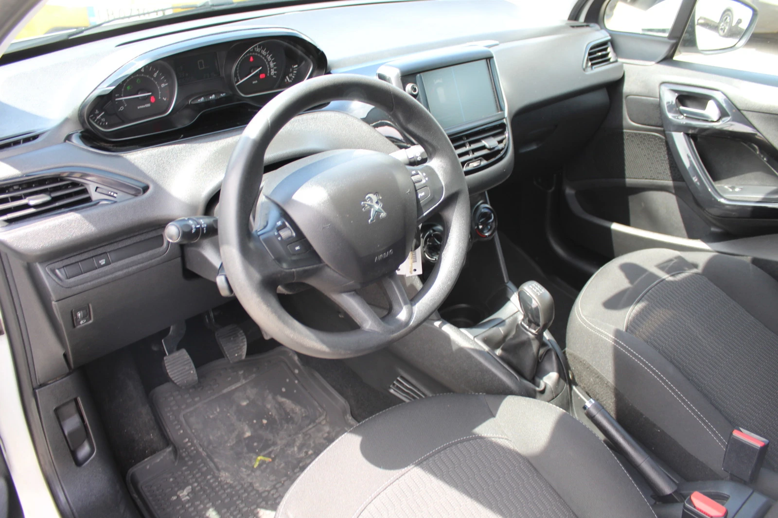 Peugeot 208 ACTIVE 1.2 e-VTi 82 BVM5 EURO 6.2//1812165 - изображение 7