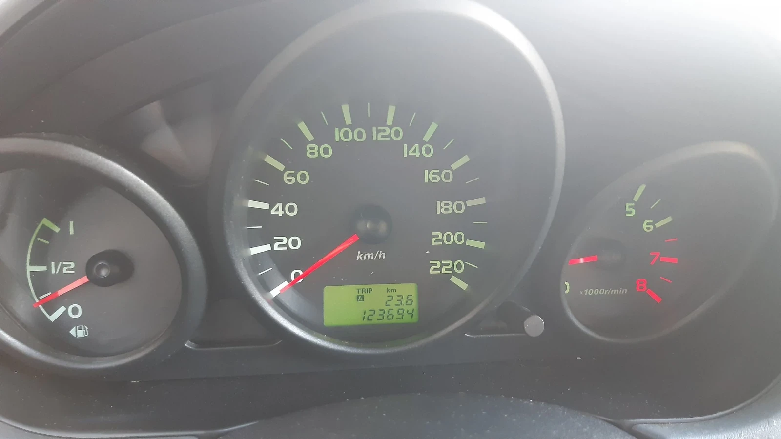 Mitsubishi Colt  - изображение 7