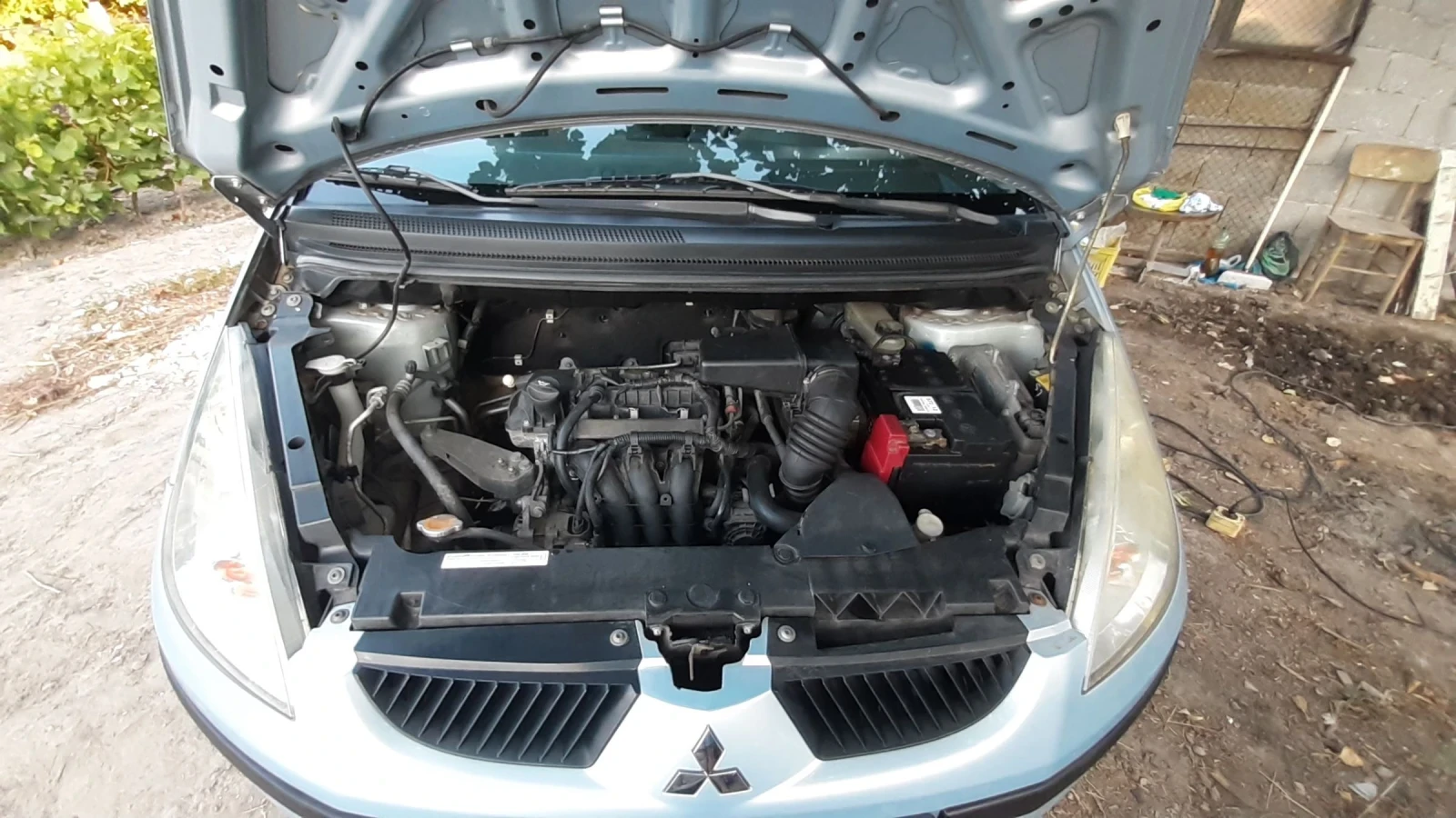 Mitsubishi Colt  - изображение 5