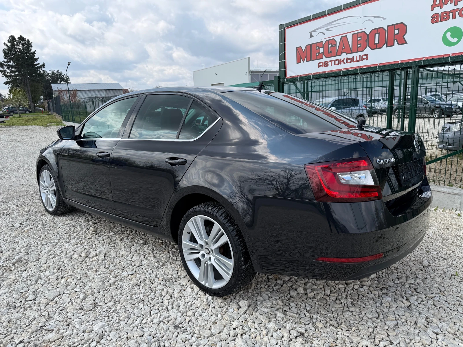 Skoda Octavia 2.0TDi/150p.s-Facelift/DSG/Sedan/Koja/Navi/TOP!!!! | Mobile.bg � ����������� 4