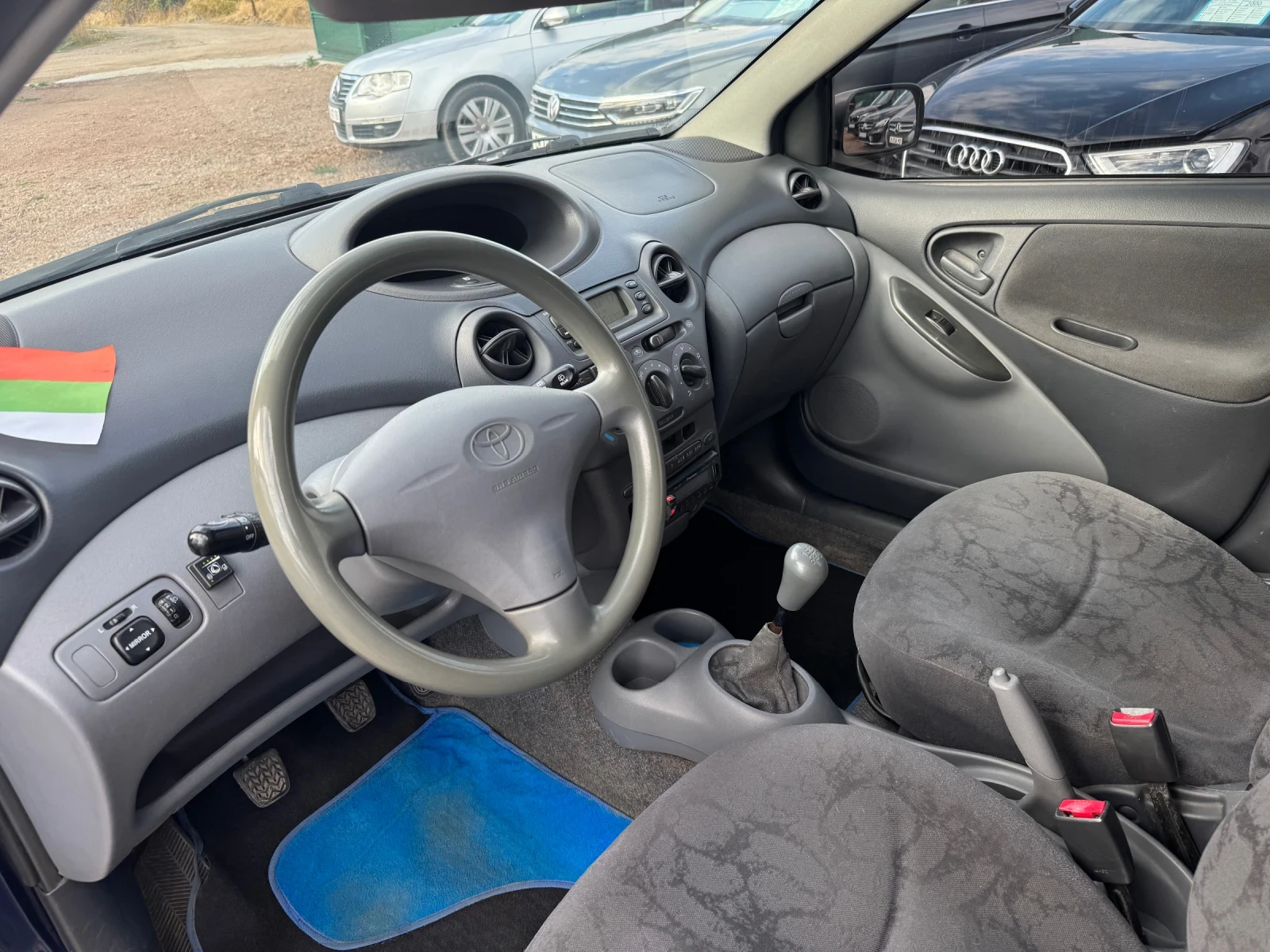 Toyota Yaris 1.0 68hp ГАЗ - изображение 10