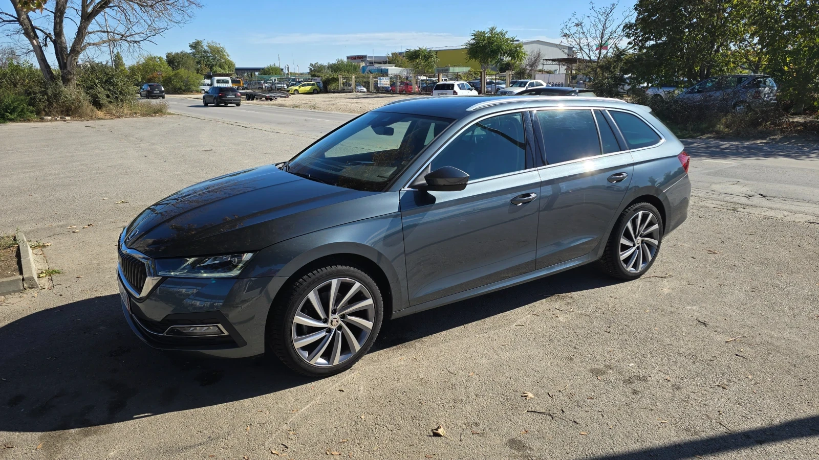 Skoda Octavia 1.5 TSI/DSG/Combi/Edition+ /Disctr/Lane/Digitl/Amb - изображение 4
