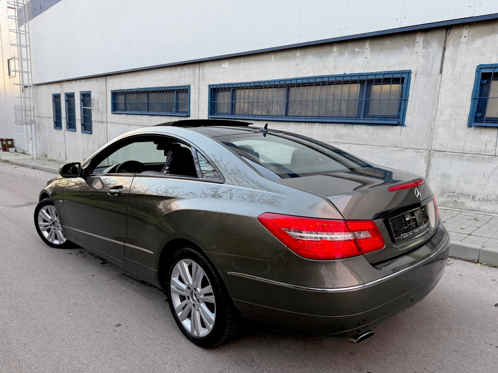 Mercedes-Benz E 350 CDI АВТОМАТИК - изображение 4