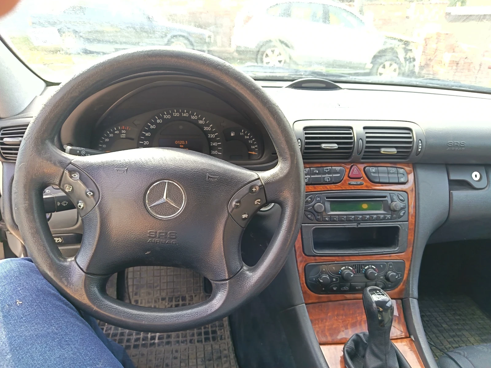 Mercedes-Benz C 220, снимка 7 - Автомобили и джипове - 53771146