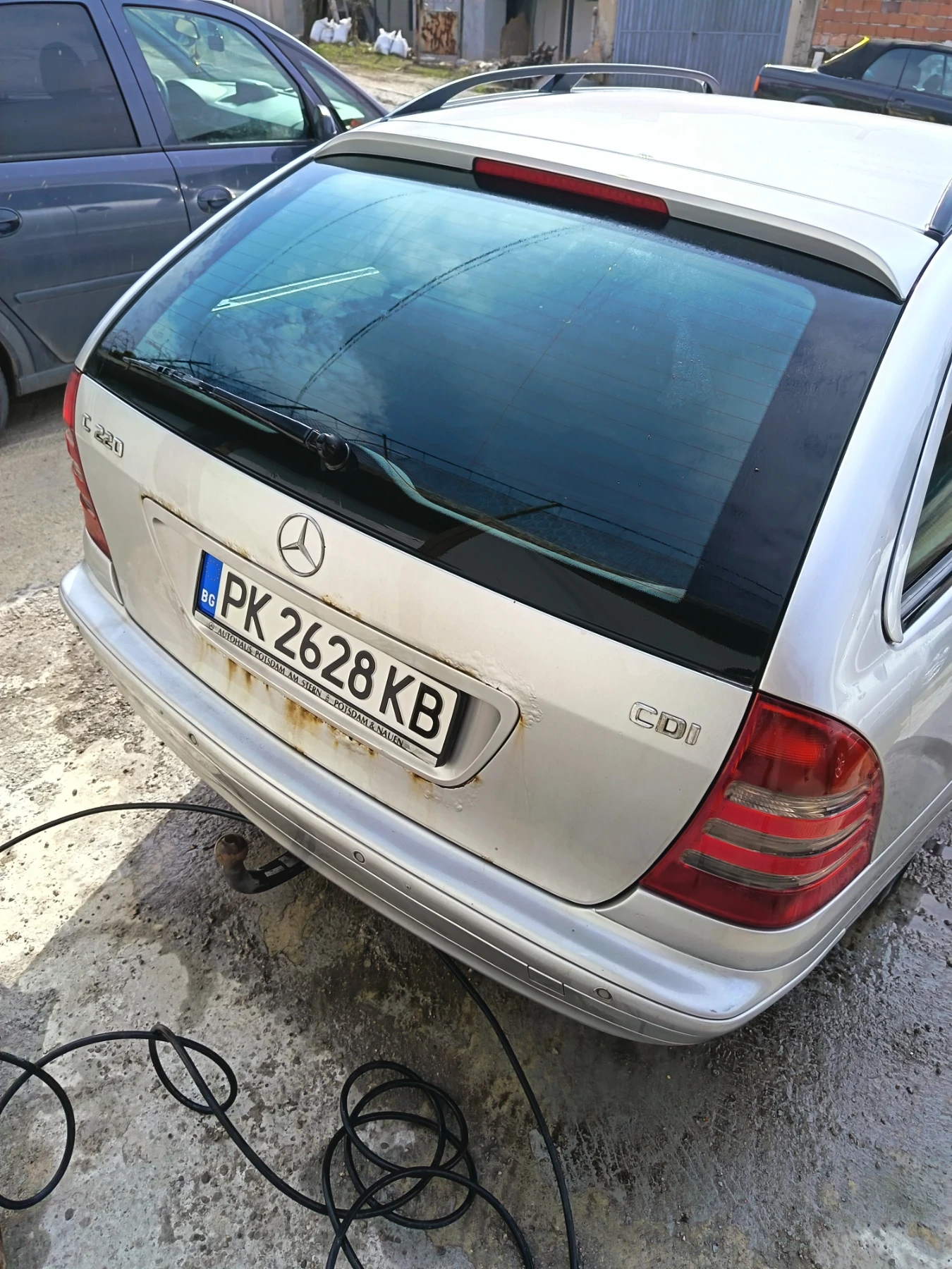 Mercedes-Benz C 220, снимка 6 - Автомобили и джипове - 53771146