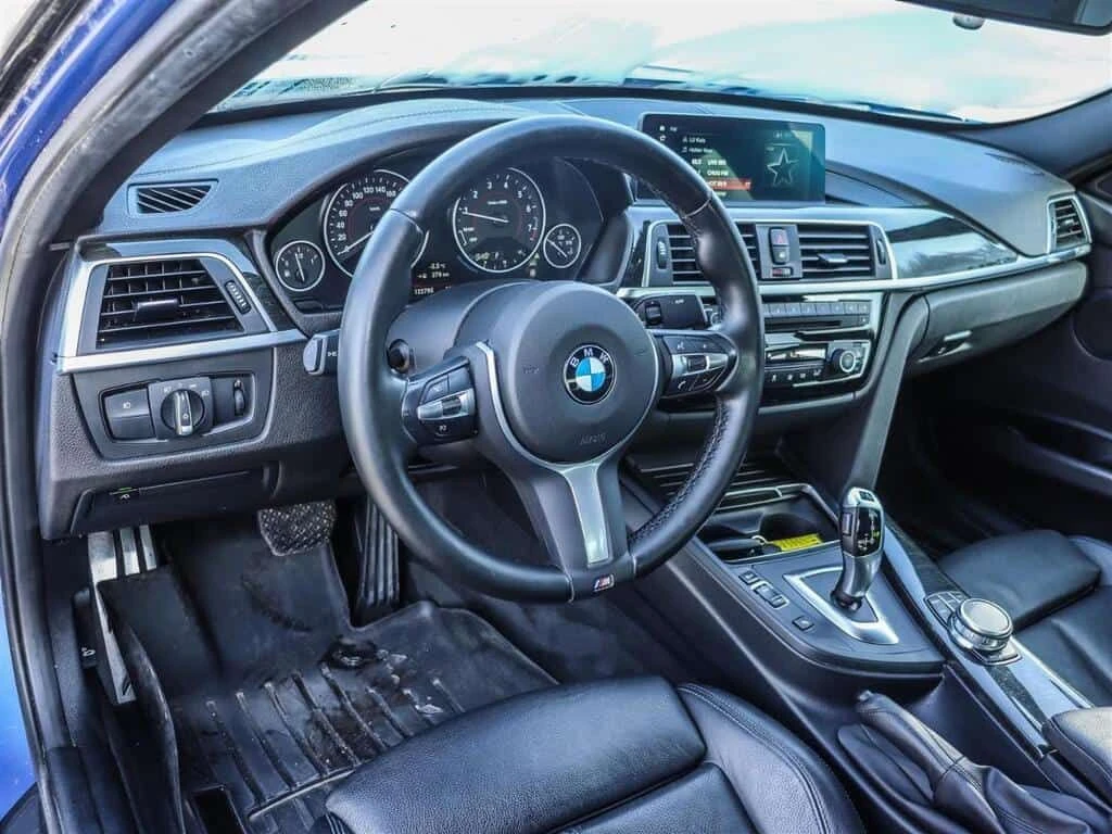 BMW 330 xDrive * CARFAX * ФИКСИРАНА ЦЕНА ДО БГ, снимка 9 - Автомобили и джипове - 54055745