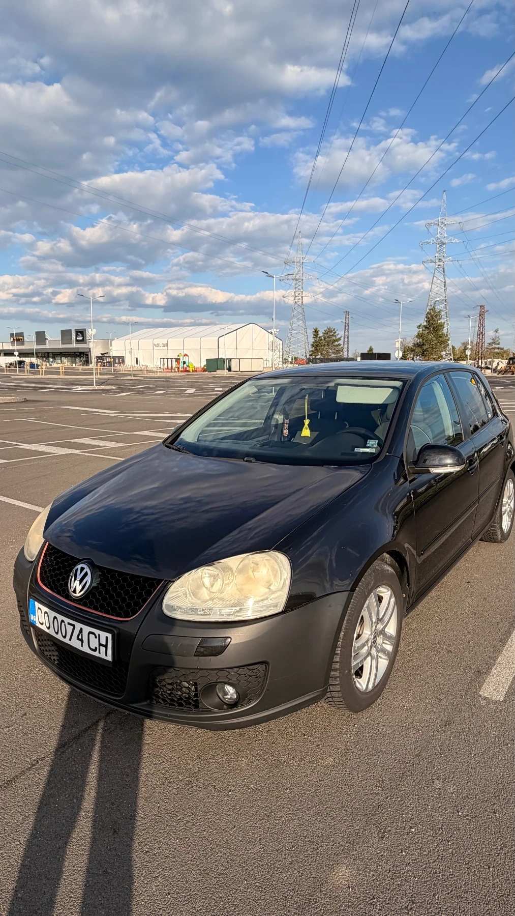VW Golf 1.9 TDI, снимка 2 - Автомобили и джипове - 54296579
