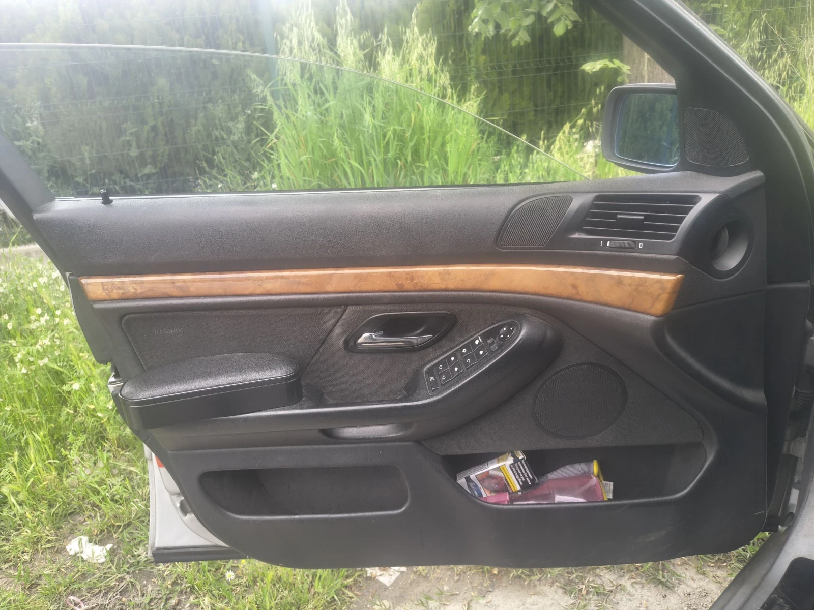 BMW 523 i, снимка 12 - Автомобили и джипове - 54486003
