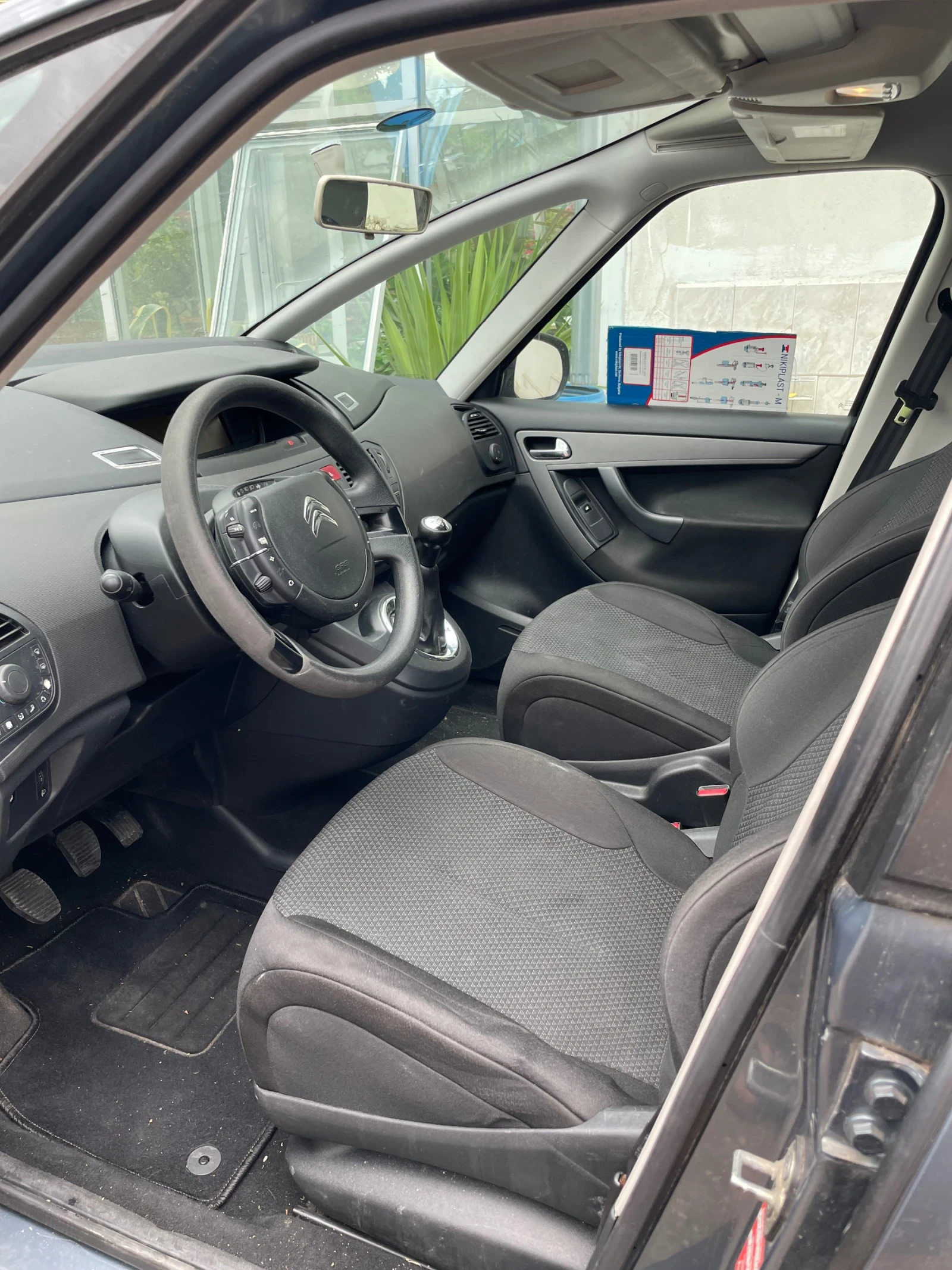 Citroen Grand C4 Picasso, снимка 2 - Автомобили и джипове - 54726926