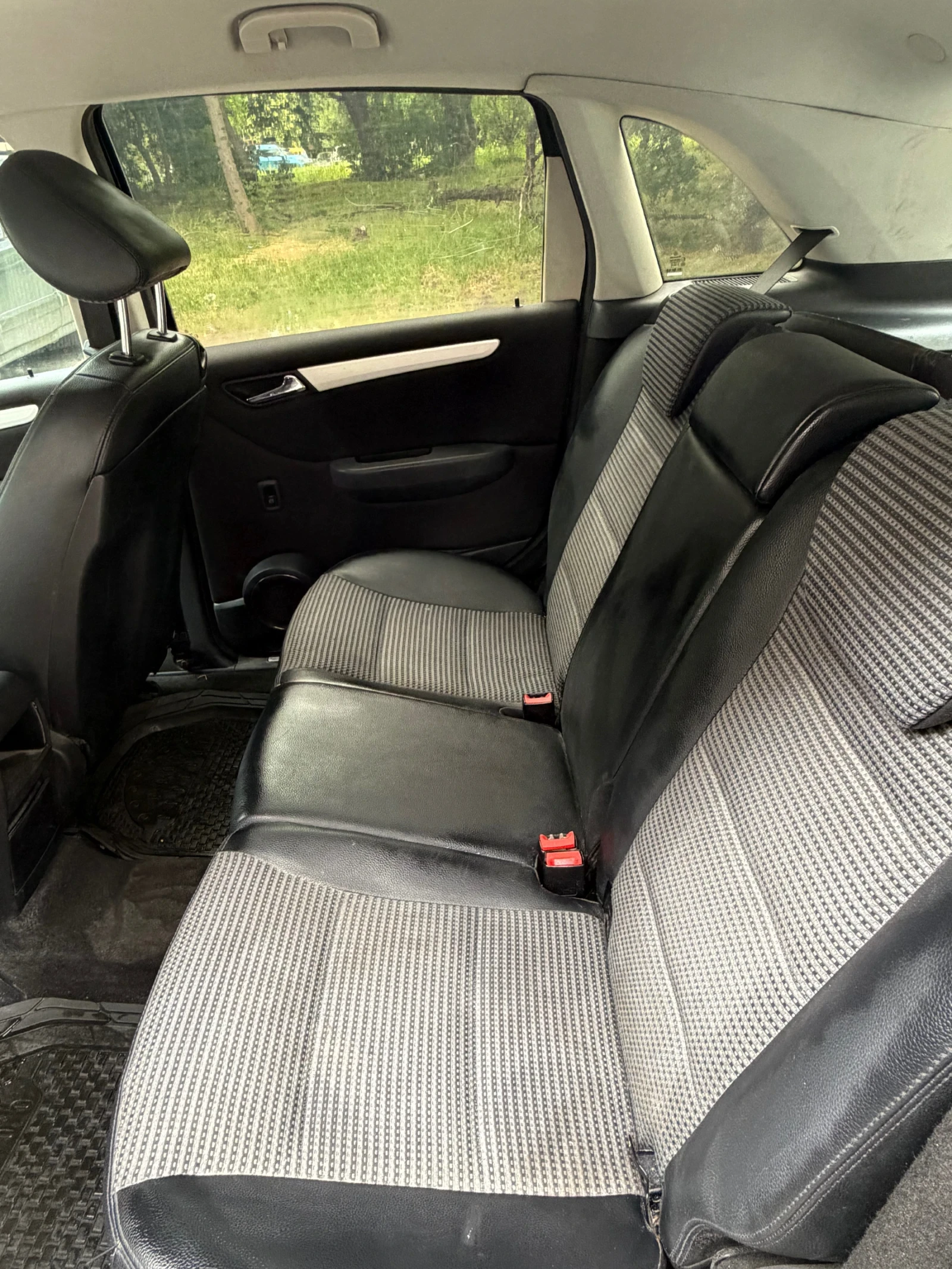 Mercedes-Benz B 170, снимка 10 - Автомобили и джипове - 54727217