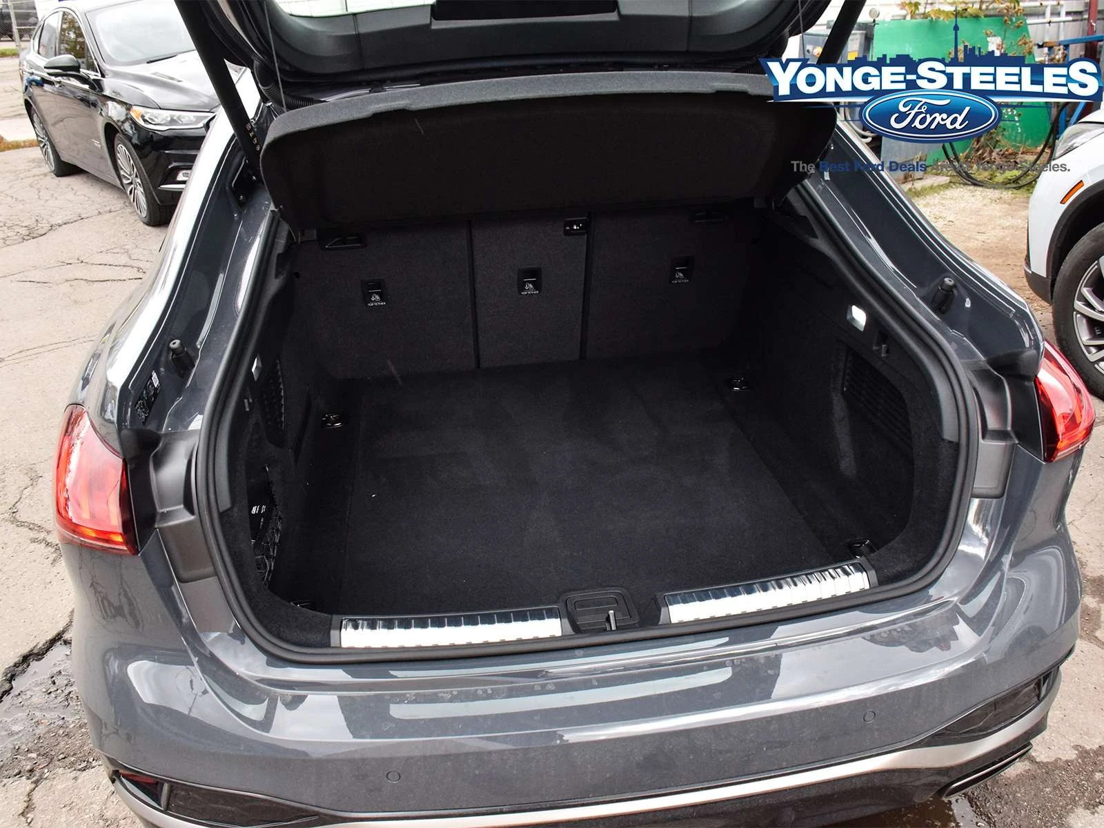 Audi A5 EDITION ONE / ПАНОРАМА / КОЖА / ЦЕНА ДО БГ, снимка 11 - Автомобили и джипове - 54886963