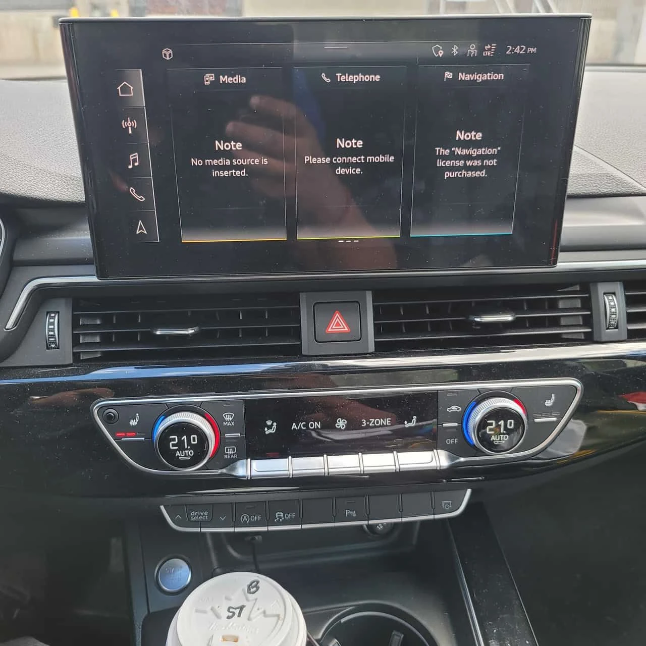 Audi A4 Komfort/ШИБИДАХ/ПОДГРЕВИ, снимка 9 - Автомобили и джипове - 55006046