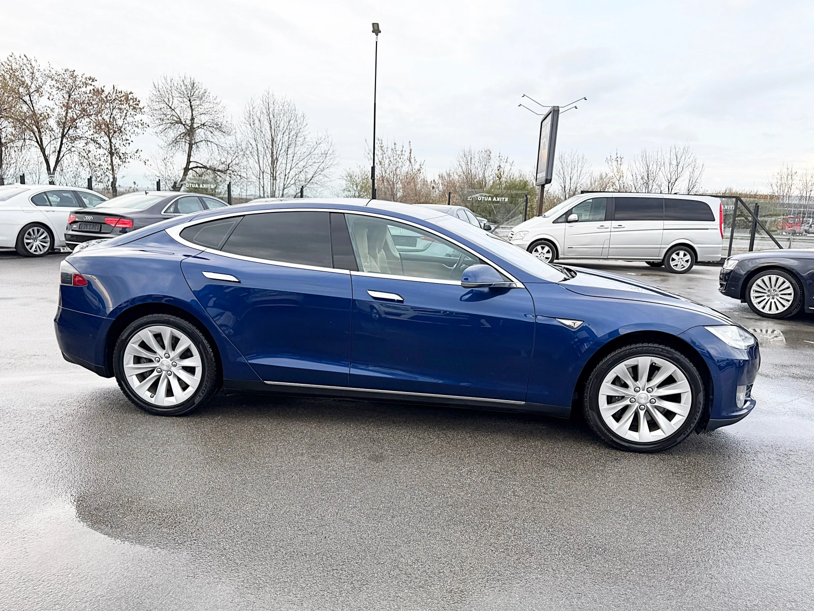 Tesla Model S S85-DISTRONIK-LED-BIXENON-NAVI-БЕЗПЛАТНО ЗАРЕЖДАНЕ, снимка 2 - Автомобили и джипове - 55170238