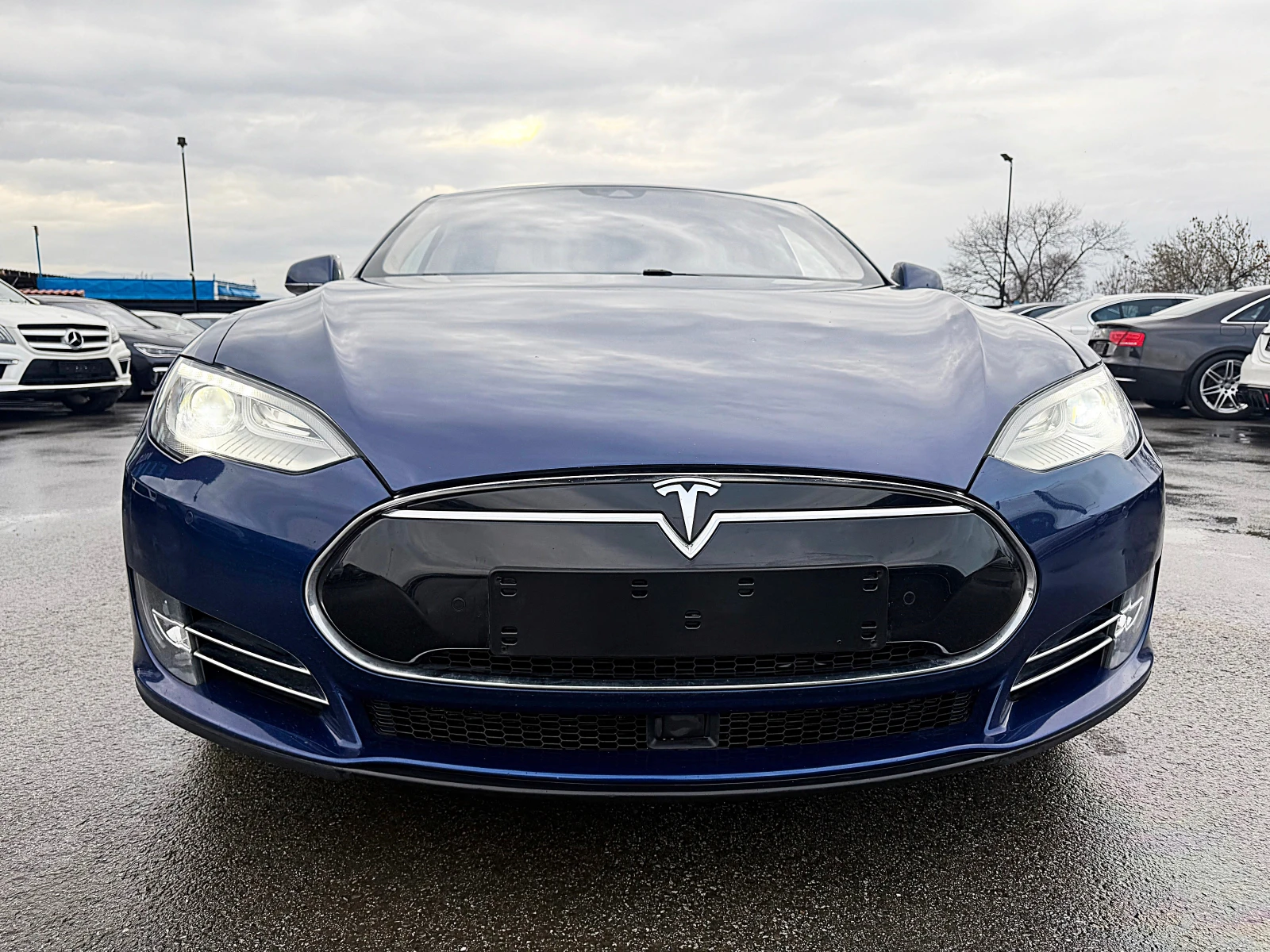 Tesla Model S S85-DISTRONIK-LED-BIXENON-NAVI-БЕЗПЛАТНО ЗАРЕЖДАНЕ