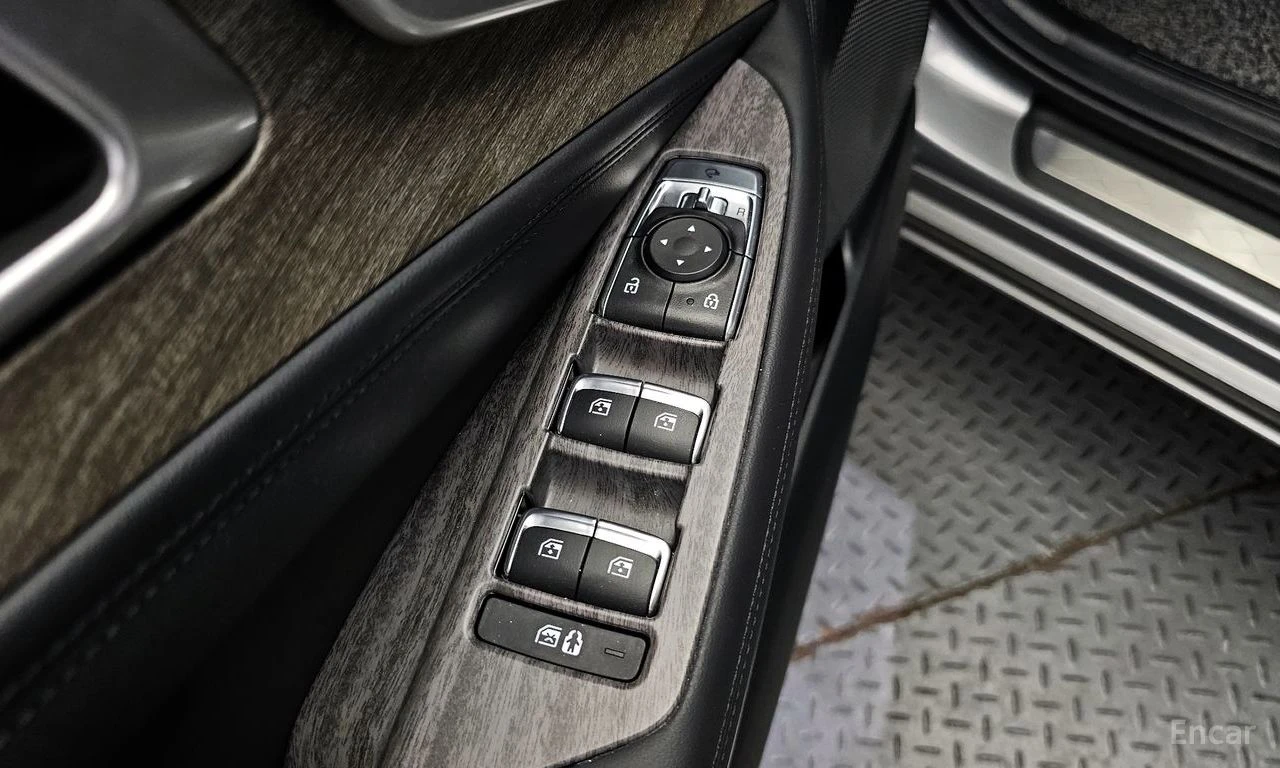 Kia K8 3.5* LPG* ПОДГРЕВ* ОБДУХВАНЕ* 360КАМЕРА* КЕЙЛЕС* , снимка 5 - Автомобили и джипове - 55351683