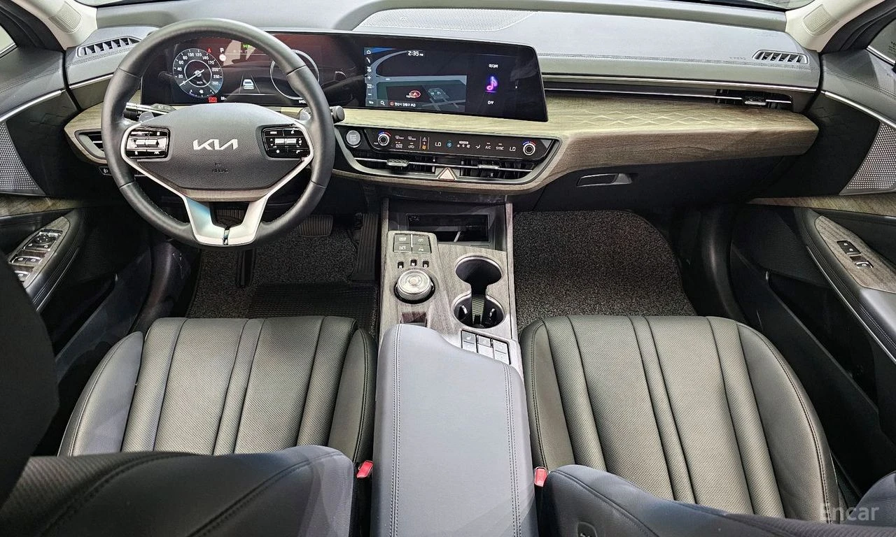 Kia K8 3.5* LPG* ПОДГРЕВ* ОБДУХВАНЕ* 360КАМЕРА* КЕЙЛЕС* , снимка 8 - Автомобили и джипове - 55351683