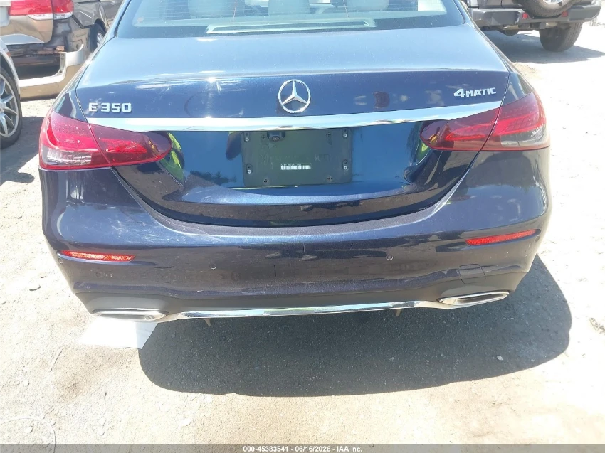 Mercedes-Benz E 350 4MATIC - AMG PKG - BURMESTER - ПОДГРЕВИ - ПАНОРАМА, снимка 5 - Автомобили и джипове - 55929159